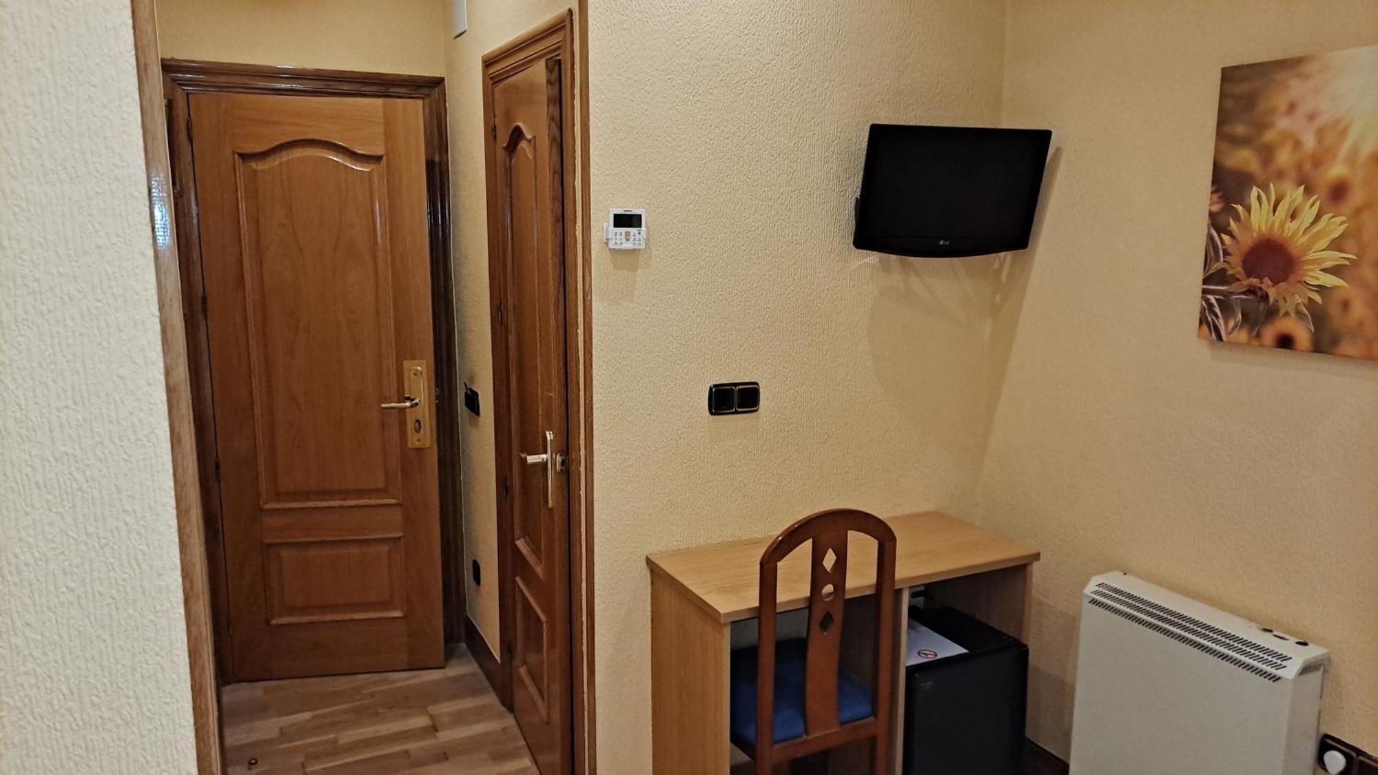 Pension La Concha Сан-Себастьян Экстерьер фото