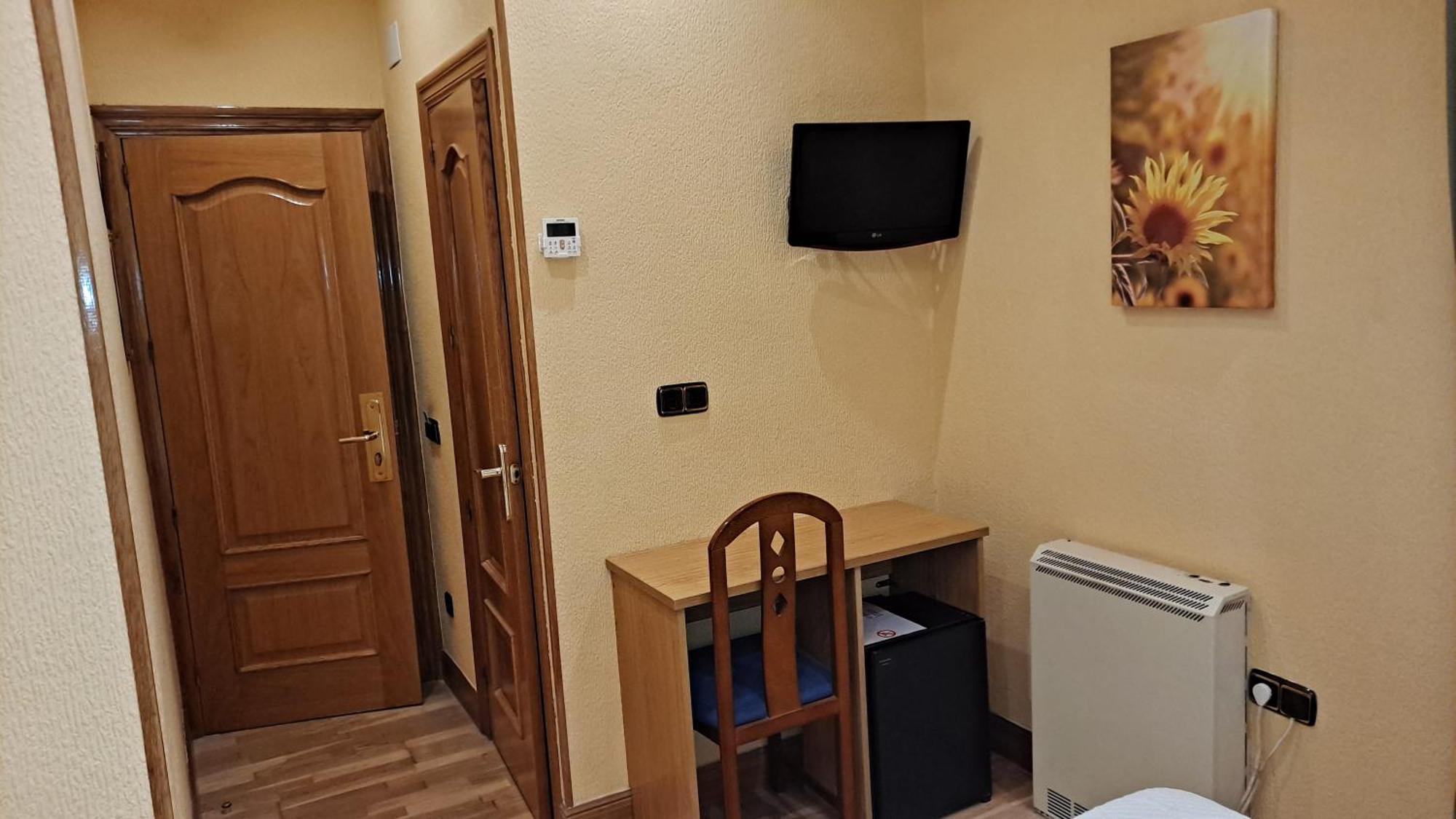 Pension La Concha Сан-Себастьян Экстерьер фото