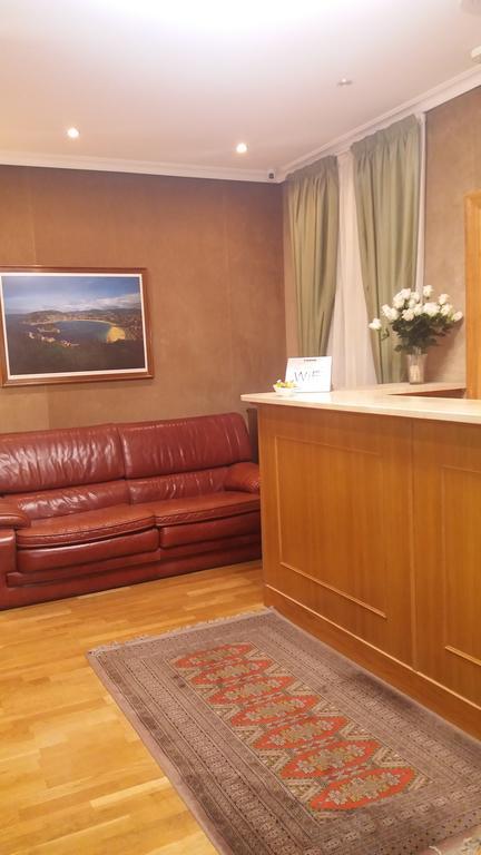 Pension La Concha Сан-Себастьян Экстерьер фото